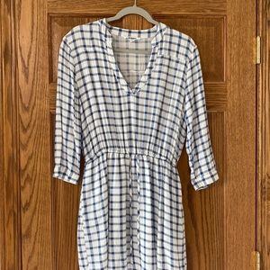 Super cute lightweight dress!